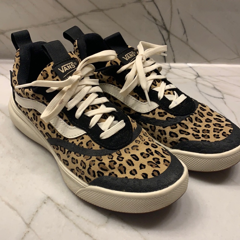 Leopard suede Vans Ultrarange sneakers